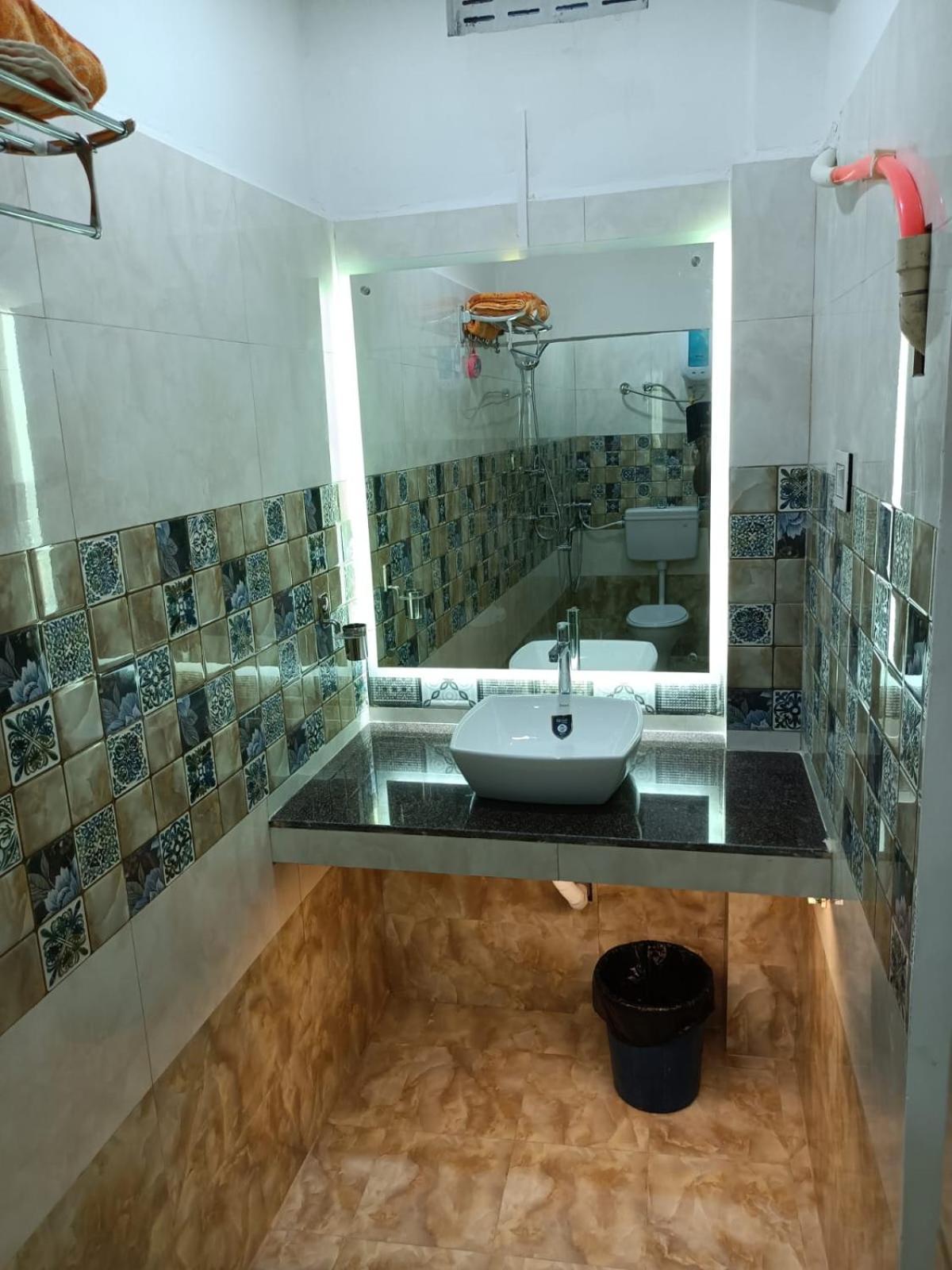 Hotel Hcb Brahmapur Exterior photo